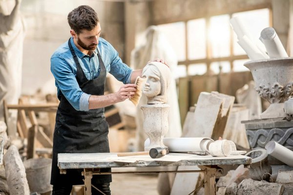Comment créer des sculptures en papier qui défient la gravité ?
